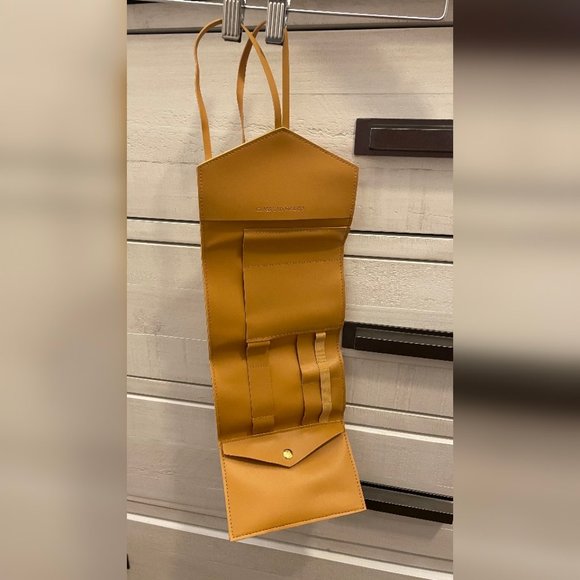 Glass Ladder & Co Tech Travel Organizer - Picture 2 of 5